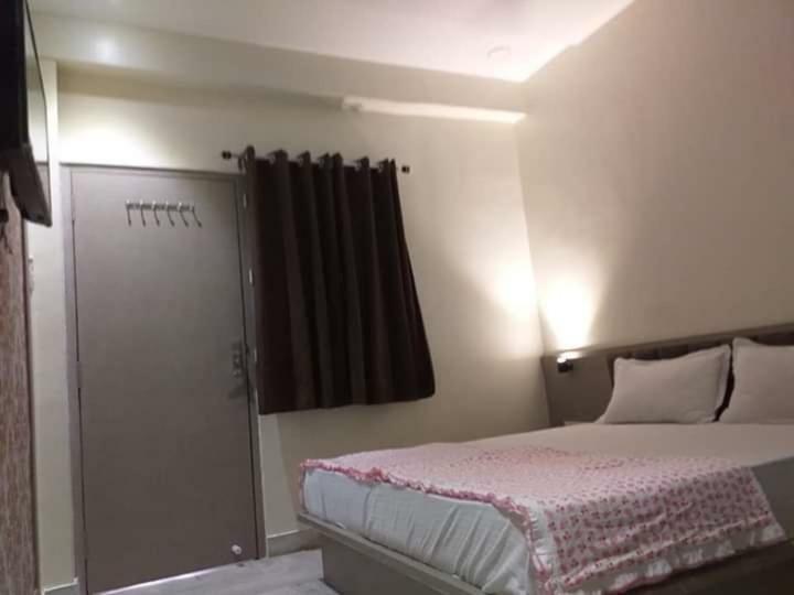 Pāli Hotel Diamond Castle מראה חיצוני תמונה