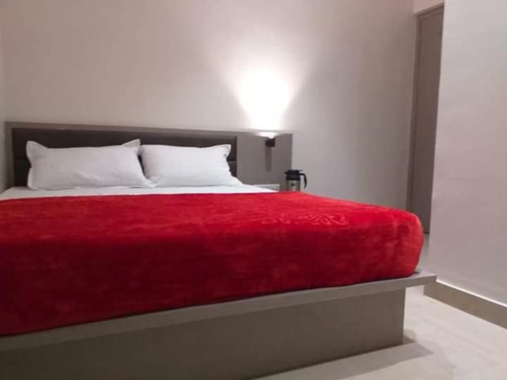 Pāli Hotel Diamond Castle מראה חיצוני תמונה