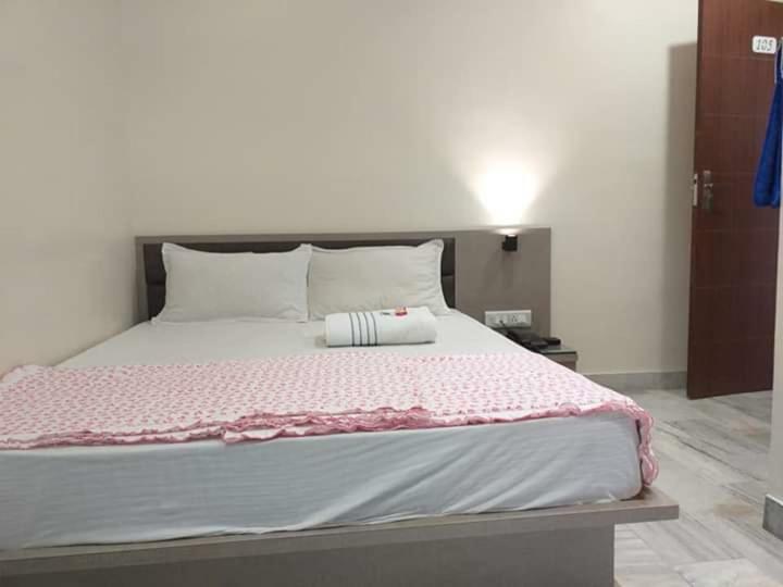 Pāli Hotel Diamond Castle מראה חיצוני תמונה